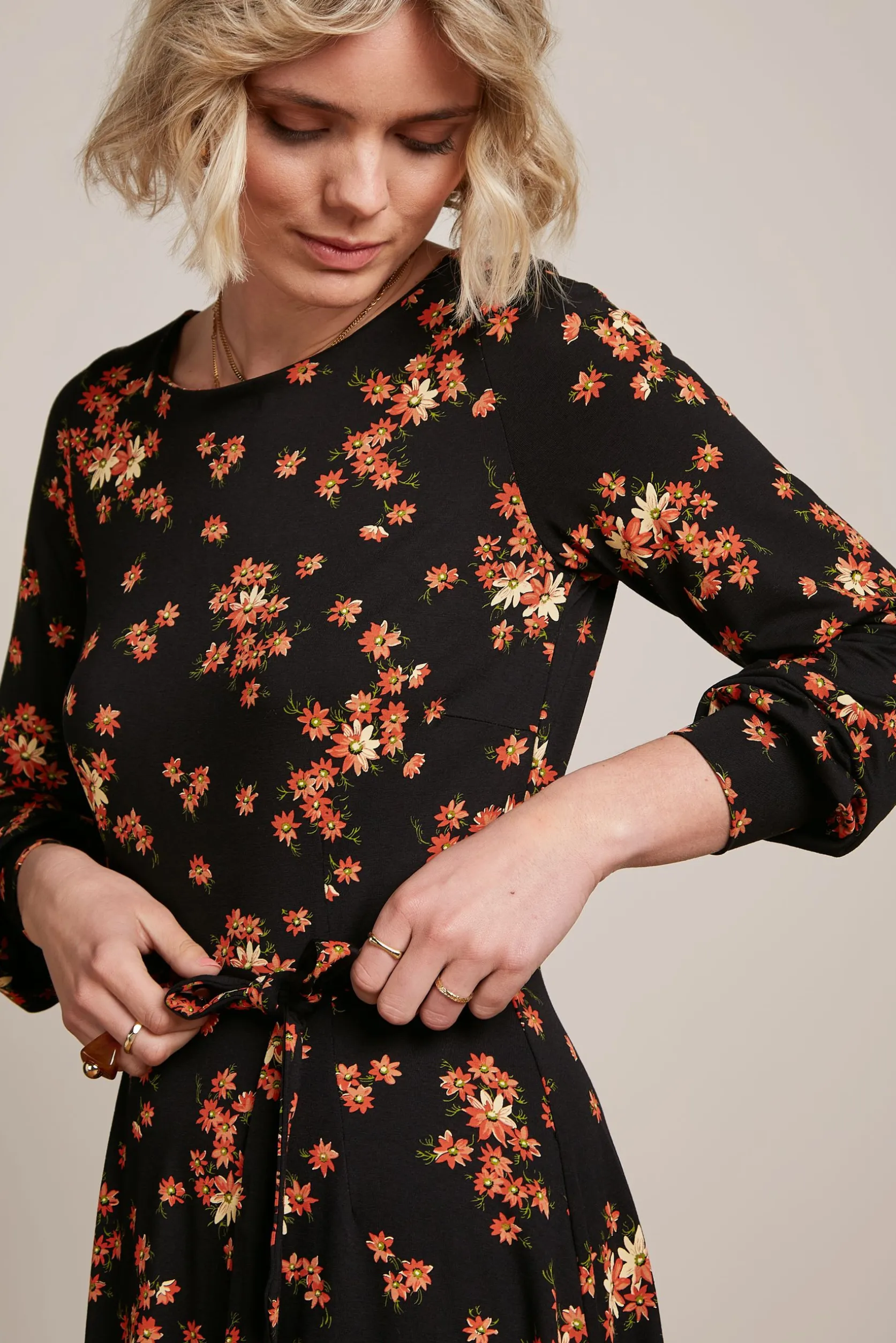 Betty Bellsleeve Dress Rivera