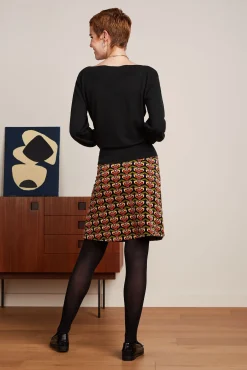 Border Skirt Sunday
