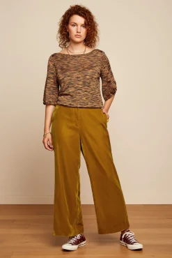 Ivy Top Wide Sleeve Bobbie