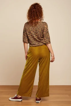 Ivy Top Wide Sleeve Bobbie