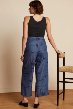 Neva Cropped Pants Daytrip