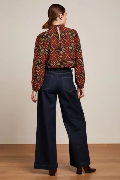 Phoebe Top Zesty